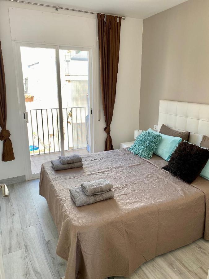 Amazing 2 Bedroom Apartment With Big Sun Terrace Sitges Centre Beach מראה חיצוני תמונה